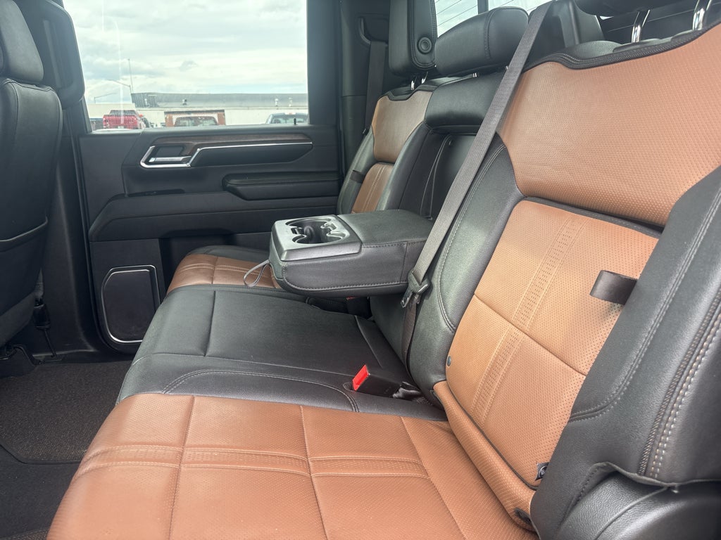 2024 Chevrolet Silverado 3500 HD High Country