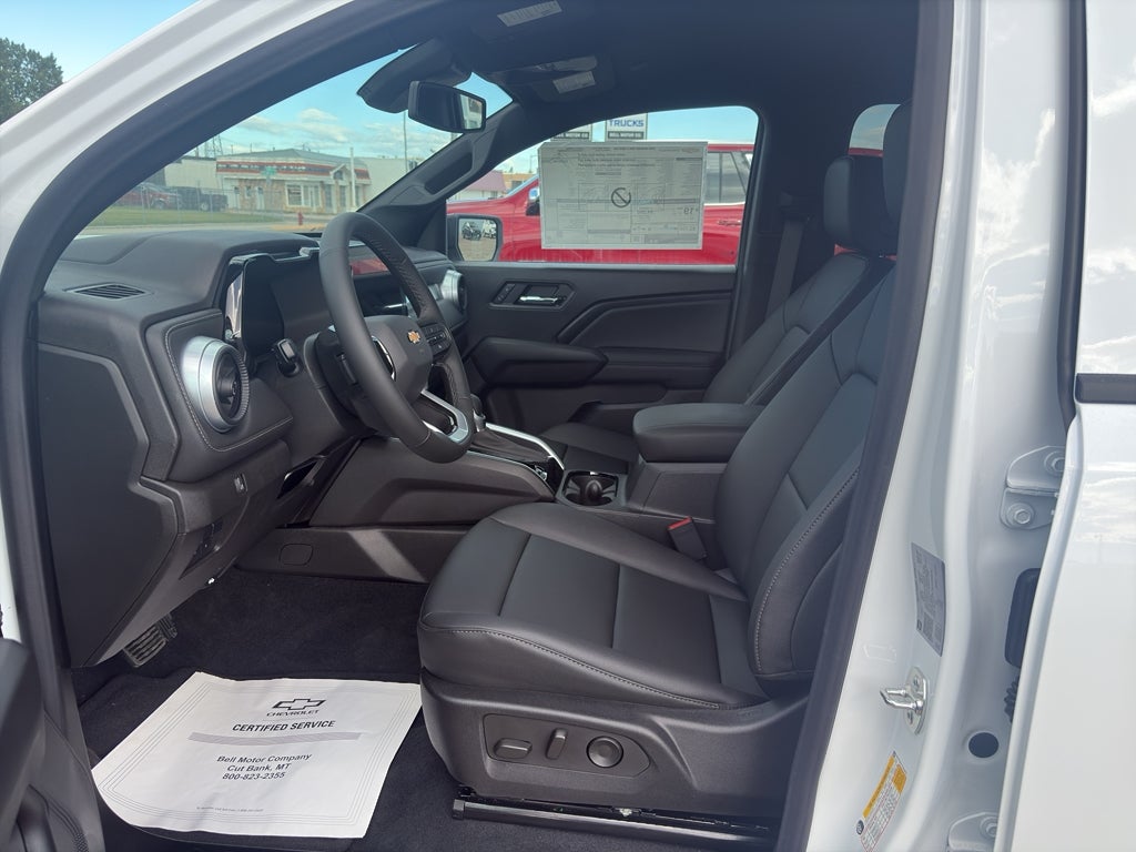 2025 Chevrolet Colorado WT/LT