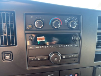 2025 Chevrolet Express Cargo WT