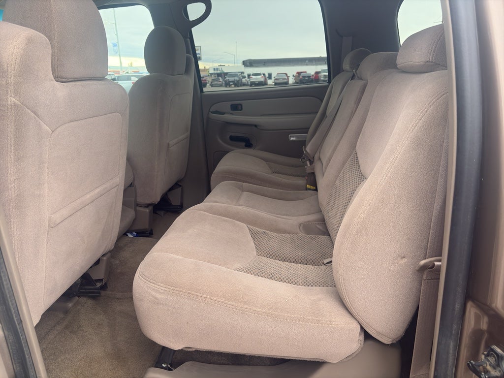 2003 Chevrolet Suburban LS