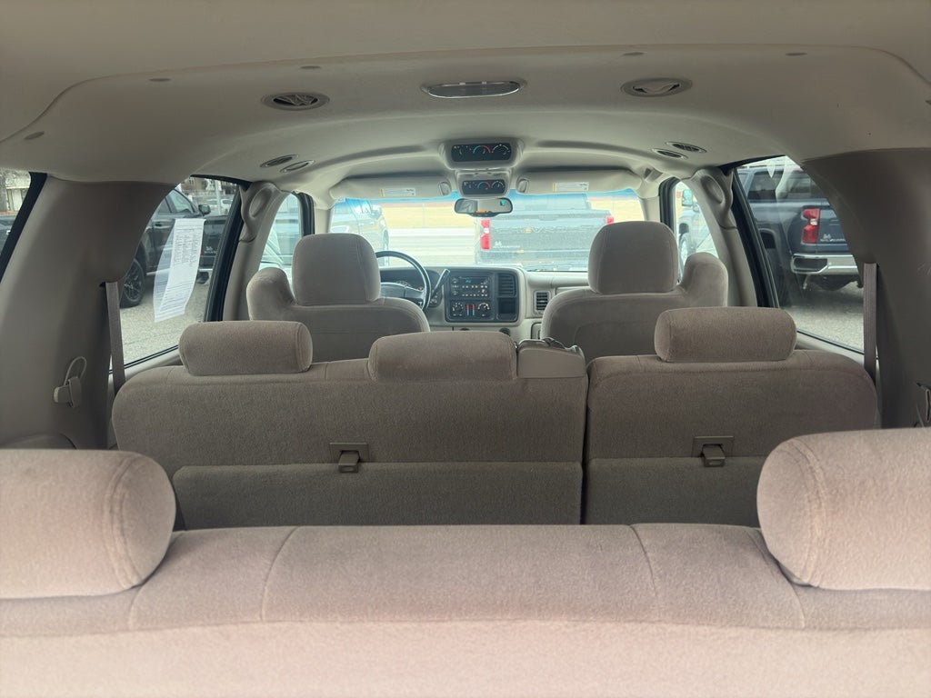 2003 Chevrolet Suburban LS