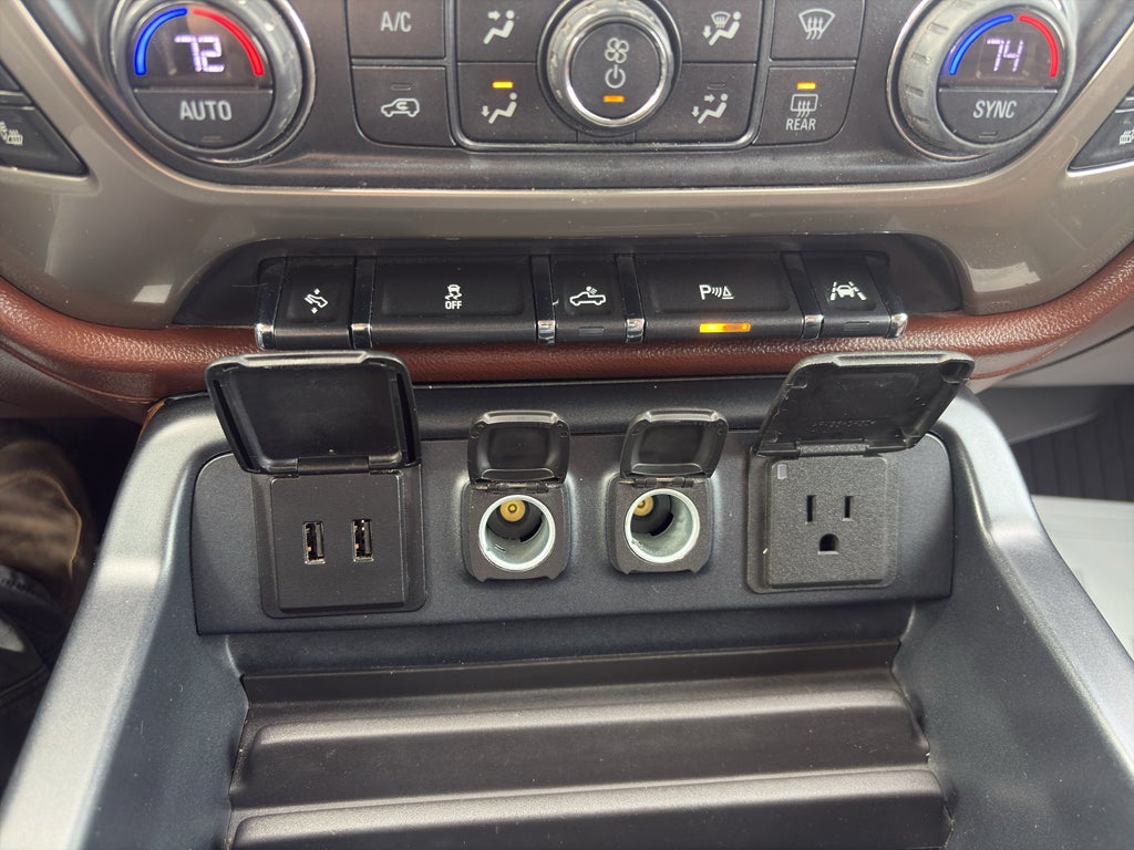 2017 Chevrolet Silverado 1500 High Country