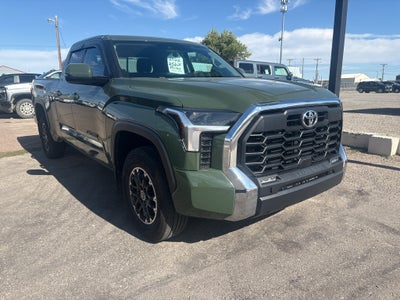 2022 Toyota Tundra 4WD SR5