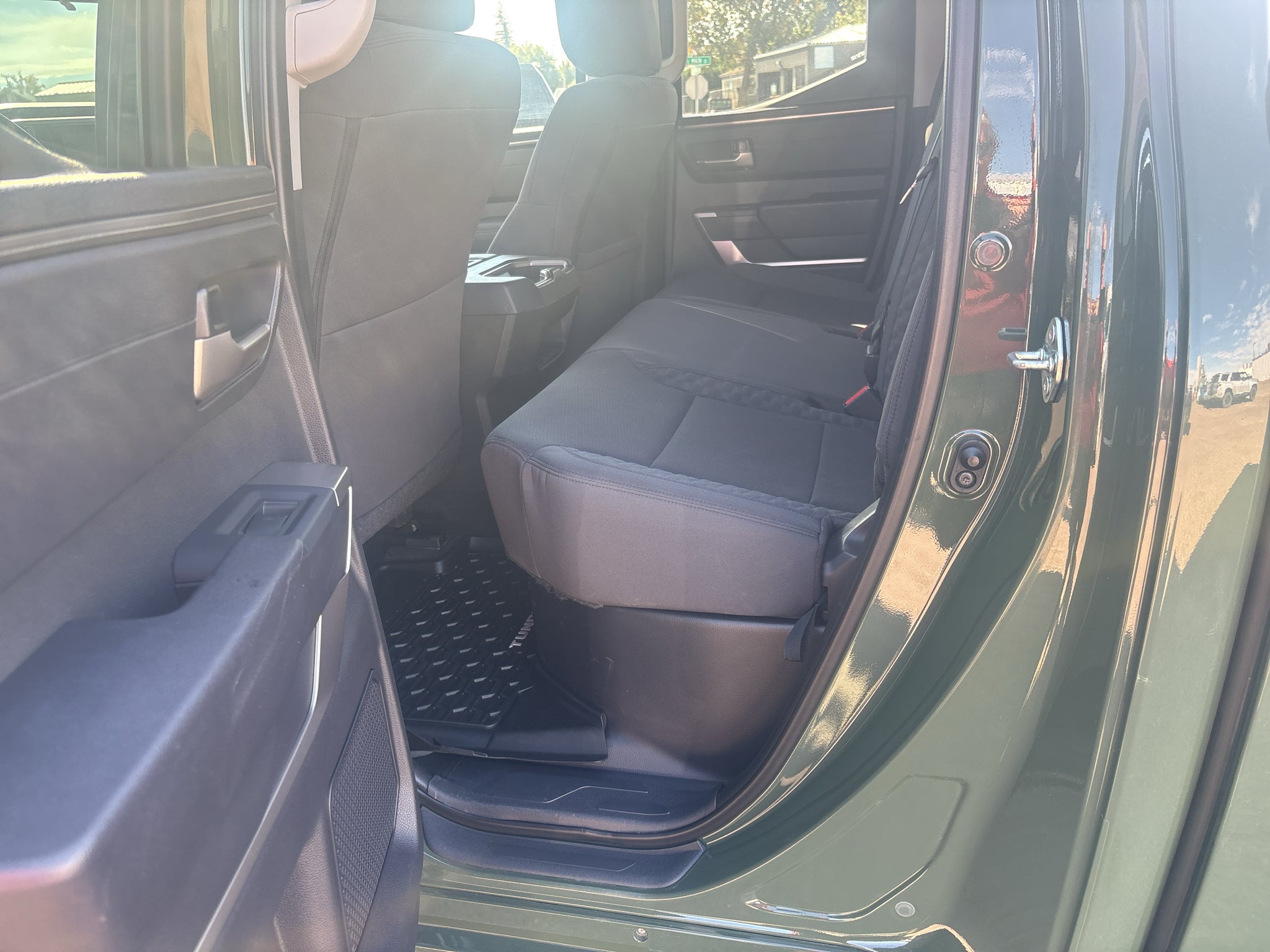 2022 Toyota Tundra 4WD SR5