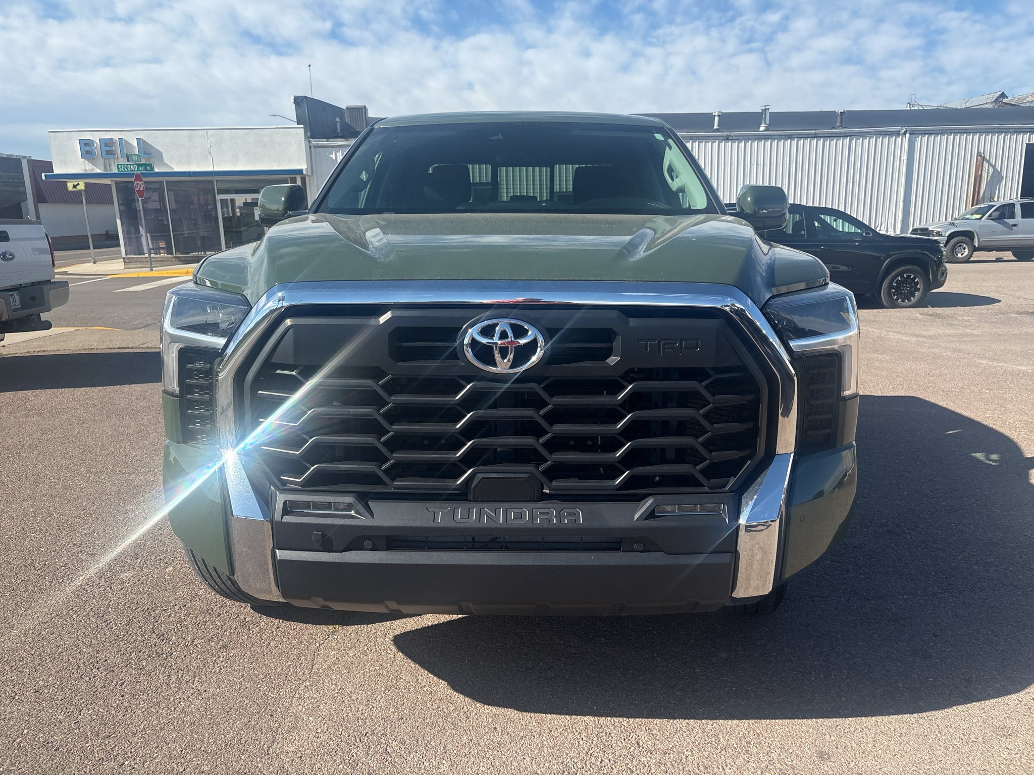 2022 Toyota Tundra 4WD SR5