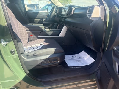2022 Toyota Tundra 4WD SR5
