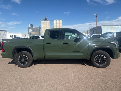 2022 Toyota Tundra 4WD SR5